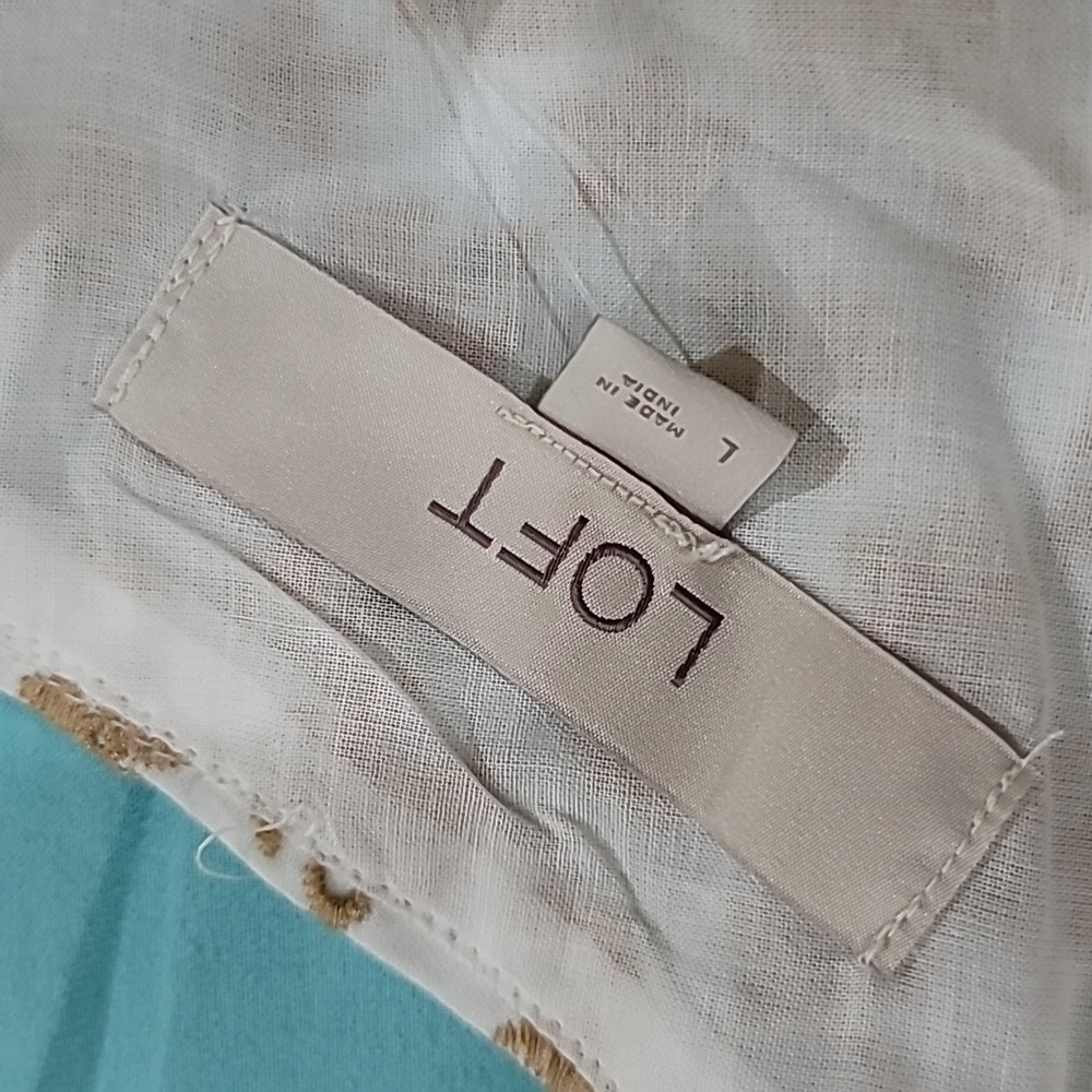NWT- Loft embroidered top - Picture 7 of 9